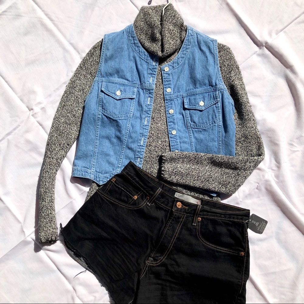 MODA International knit sweater